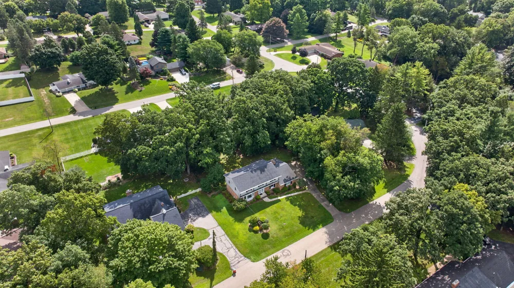3829 W Walmont Road Jackson, MI 49203
