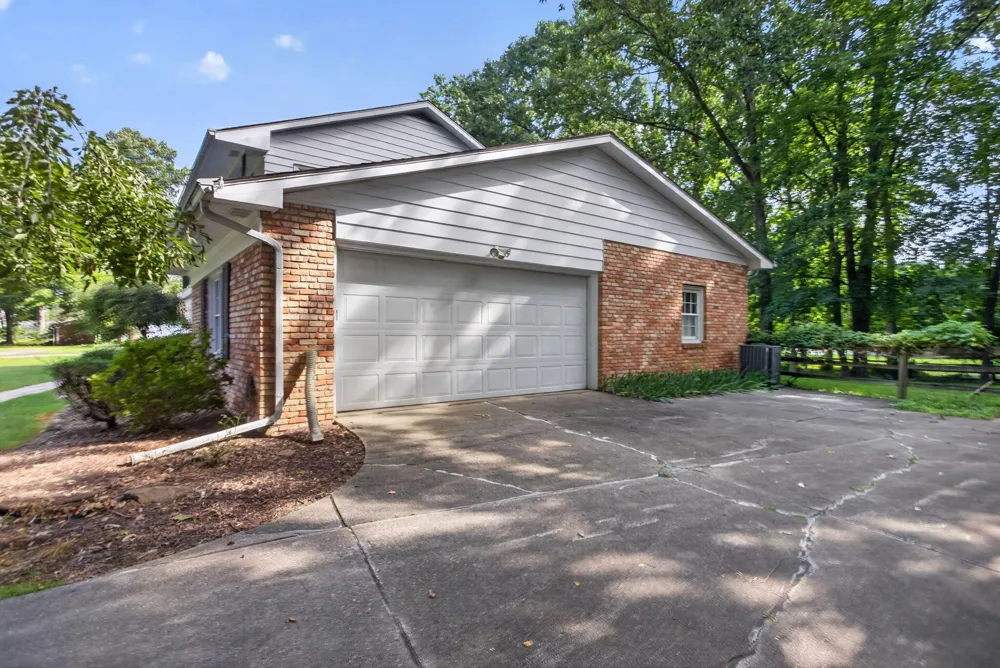 3829 W Walmont Road Jackson, MI 49203