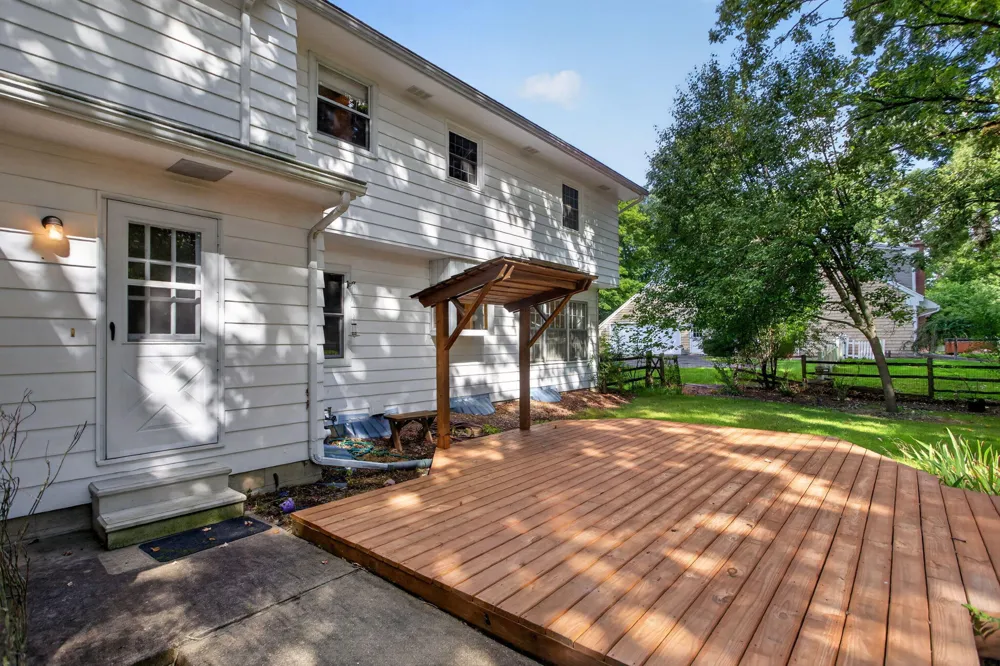 3829 W Walmont Road Jackson, MI 49203