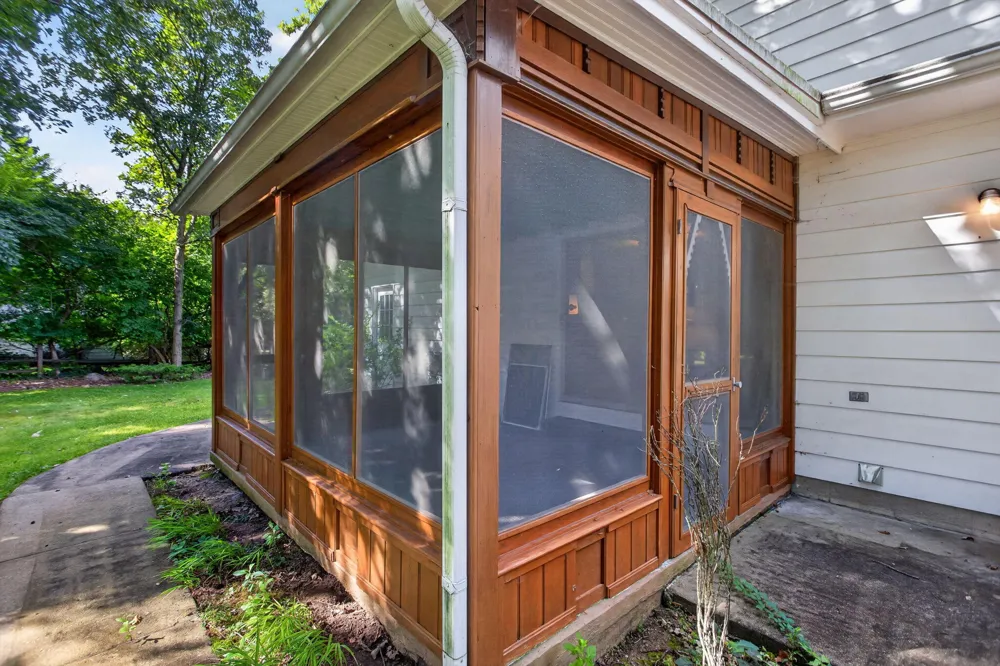 3829 W Walmont Road Jackson, MI 49203
