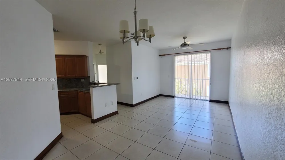 7070 NW 177th St #205-10 Hialeah, FL 33015