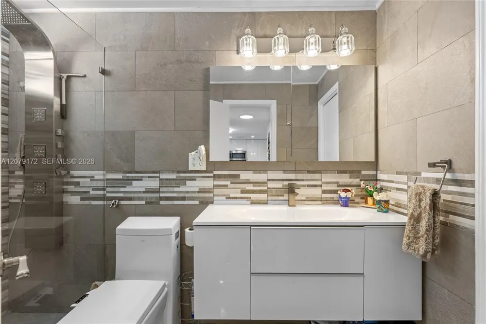 2855 Leonard Dr #H605 Aventura, FL 33160