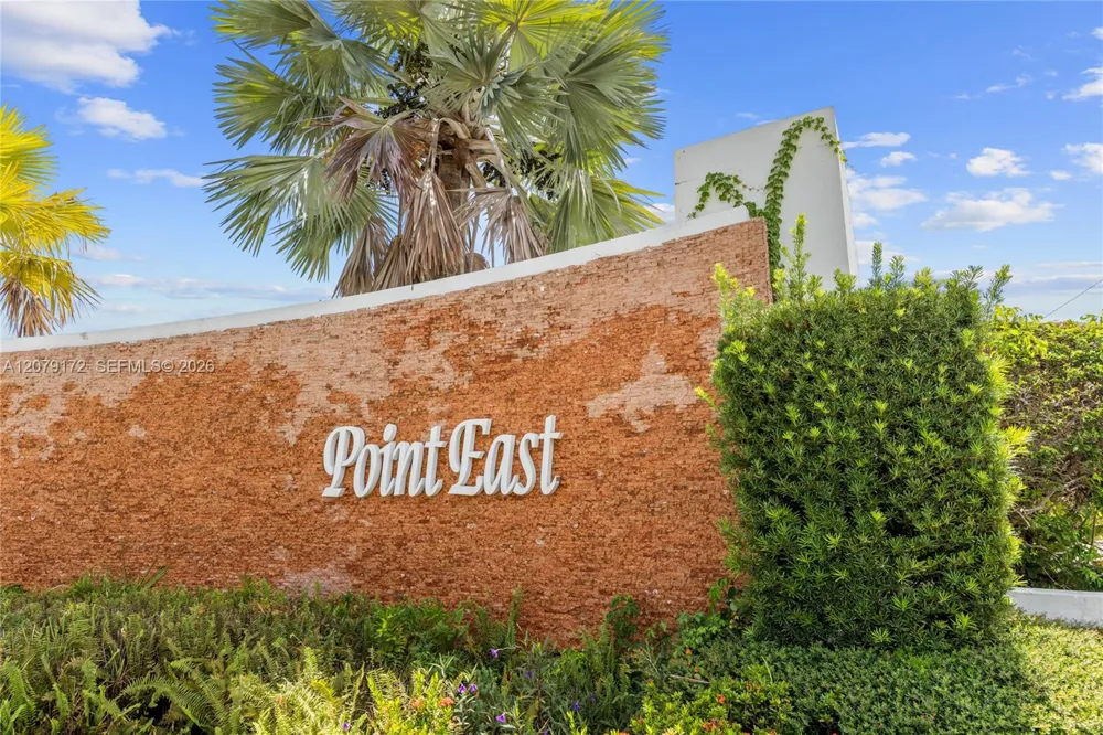 2855 Leonard Dr #H605 Aventura, FL 33160