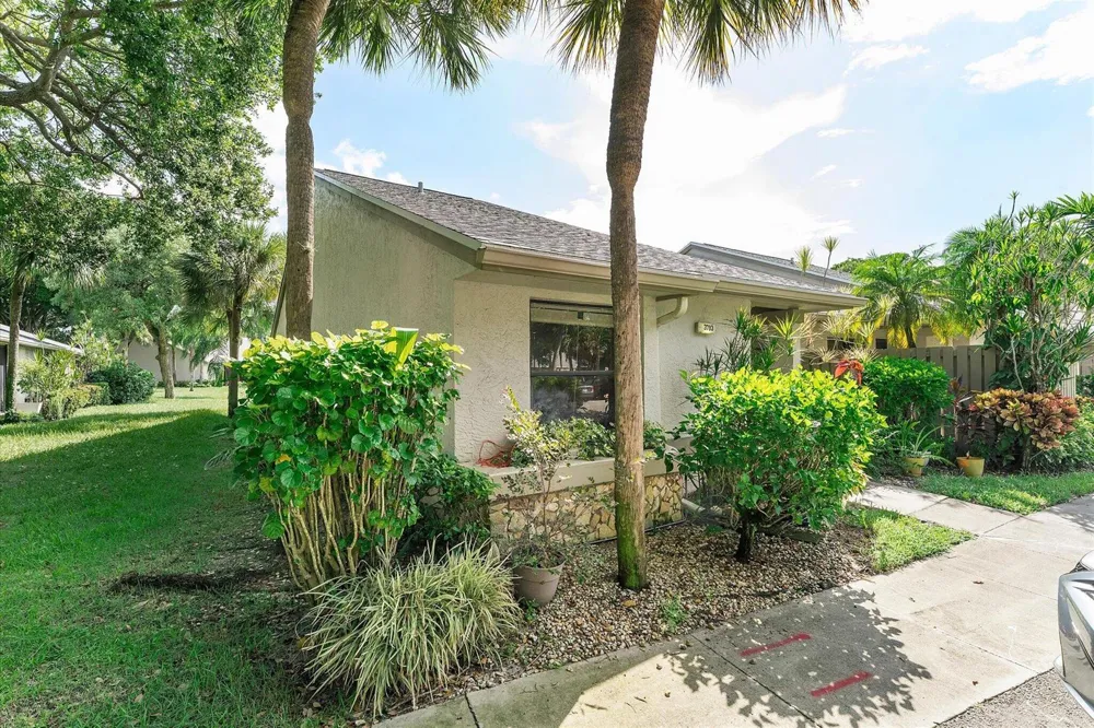 3783 NW 35TH STREET #1557 Coconut Creek, FL 33066