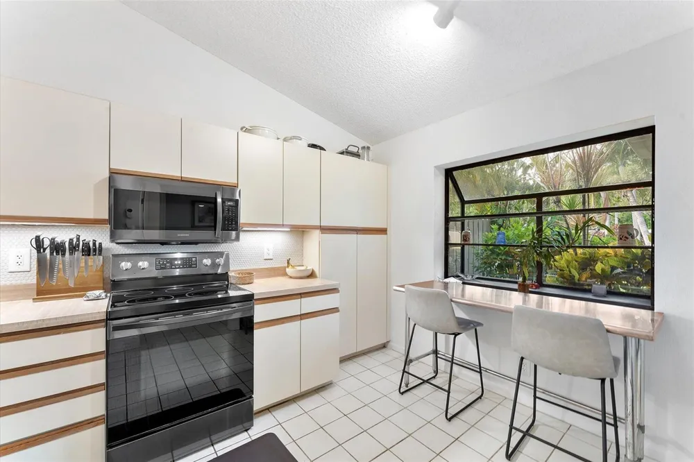 3783 NW 35TH STREET #1557 Coconut Creek, FL 33066