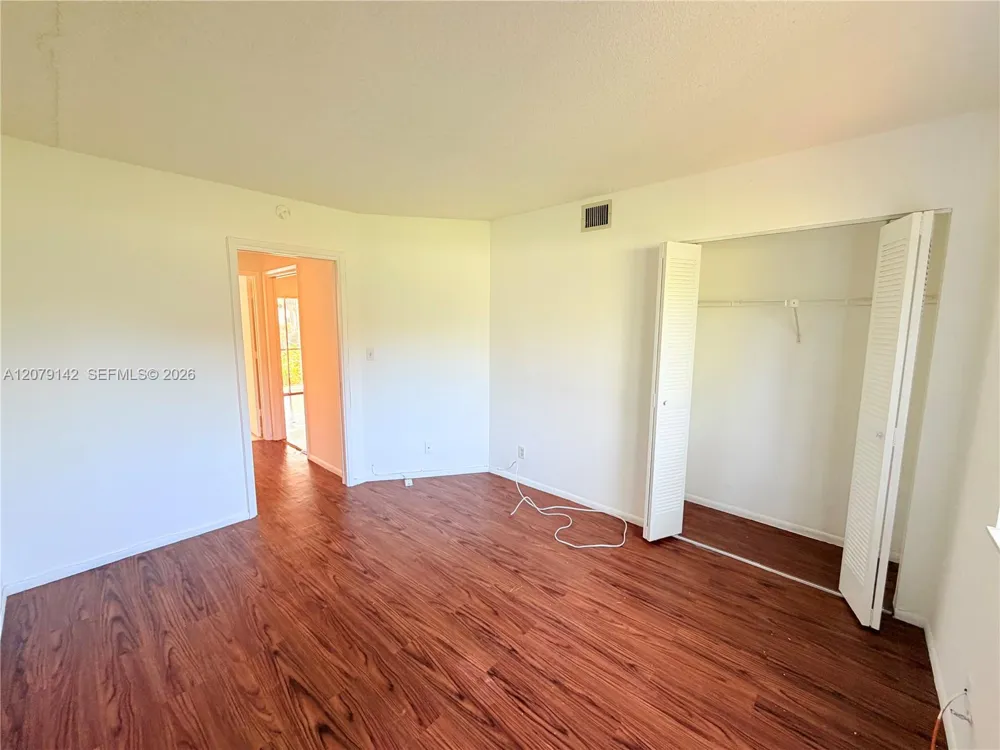 107 Gardens Dr #106 Pompano Beach, FL 33069