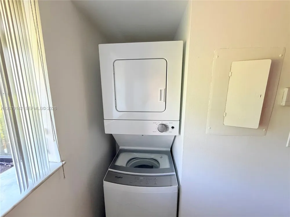 107 Gardens Dr #106 Pompano Beach, FL 33069