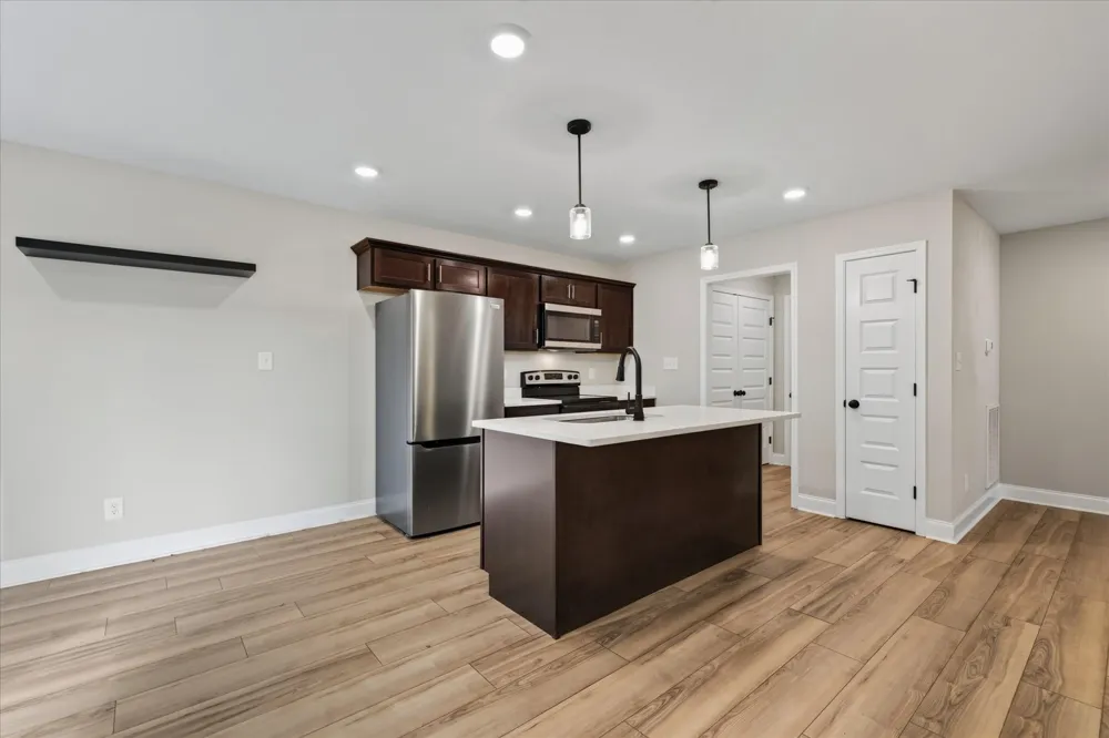 1378 Isaiah Dr Clarksville, TN 37042