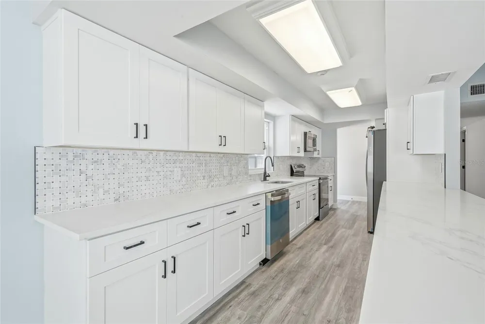 1811 49TH STREET St Petersburg, FL 33710
