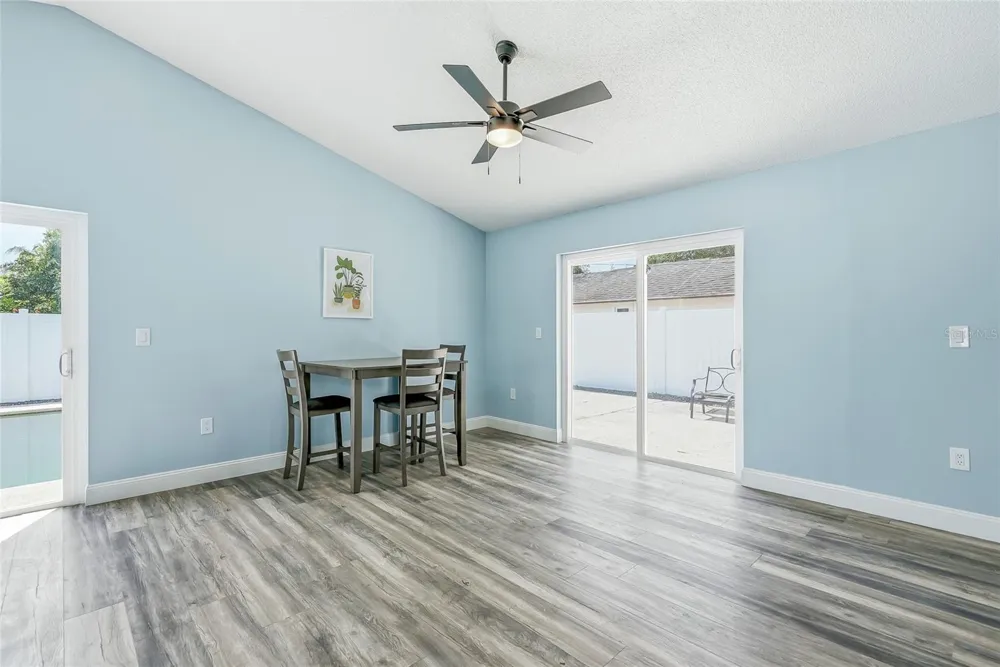 1811 49TH STREET St Petersburg, FL 33710