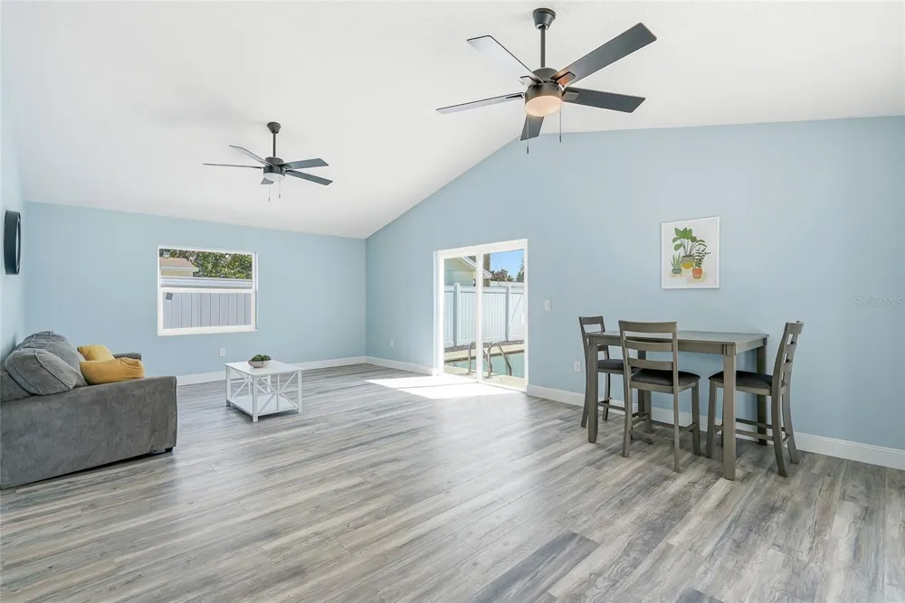 1811 49TH STREET St Petersburg, FL 33710