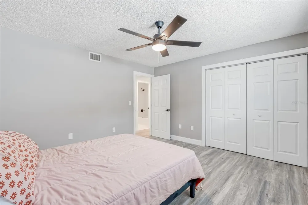 1811 49TH STREET St Petersburg, FL 33710