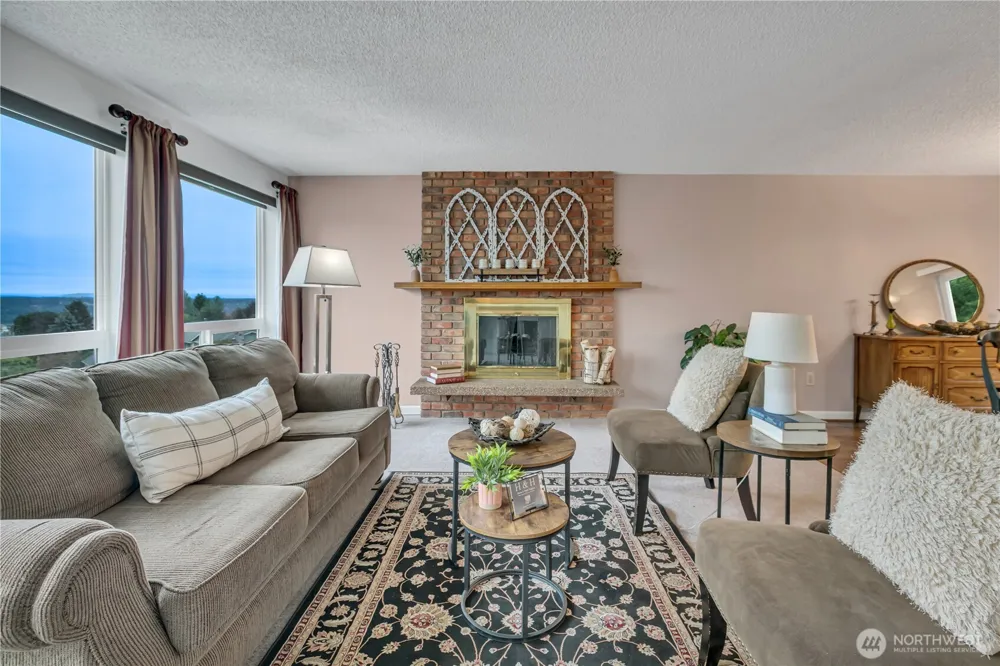 29939 56th Place S Auburn, WA 98001