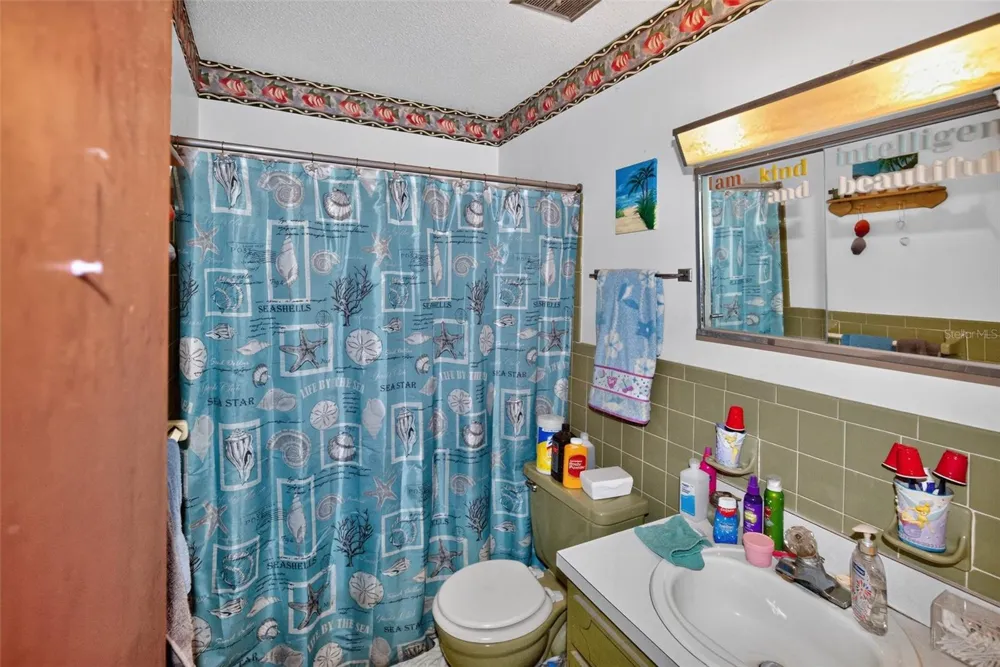 7318 KINGSBURY CIRCLE Tampa, FL 33610