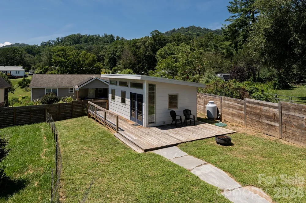 408 Old Haw Creek Road Asheville, NC 28805