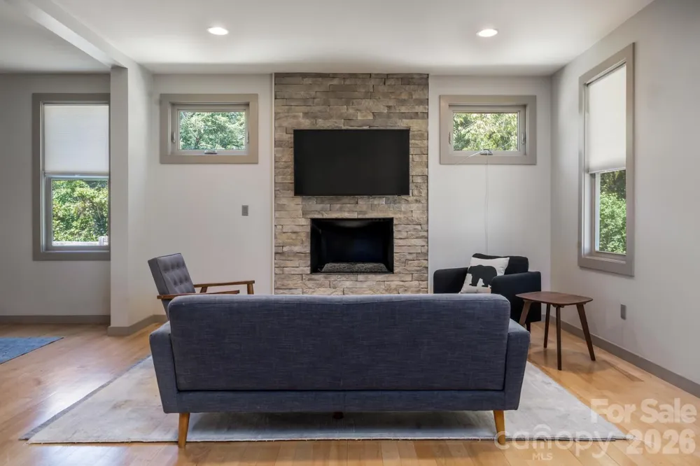 408 Old Haw Creek Road Asheville, NC 28805