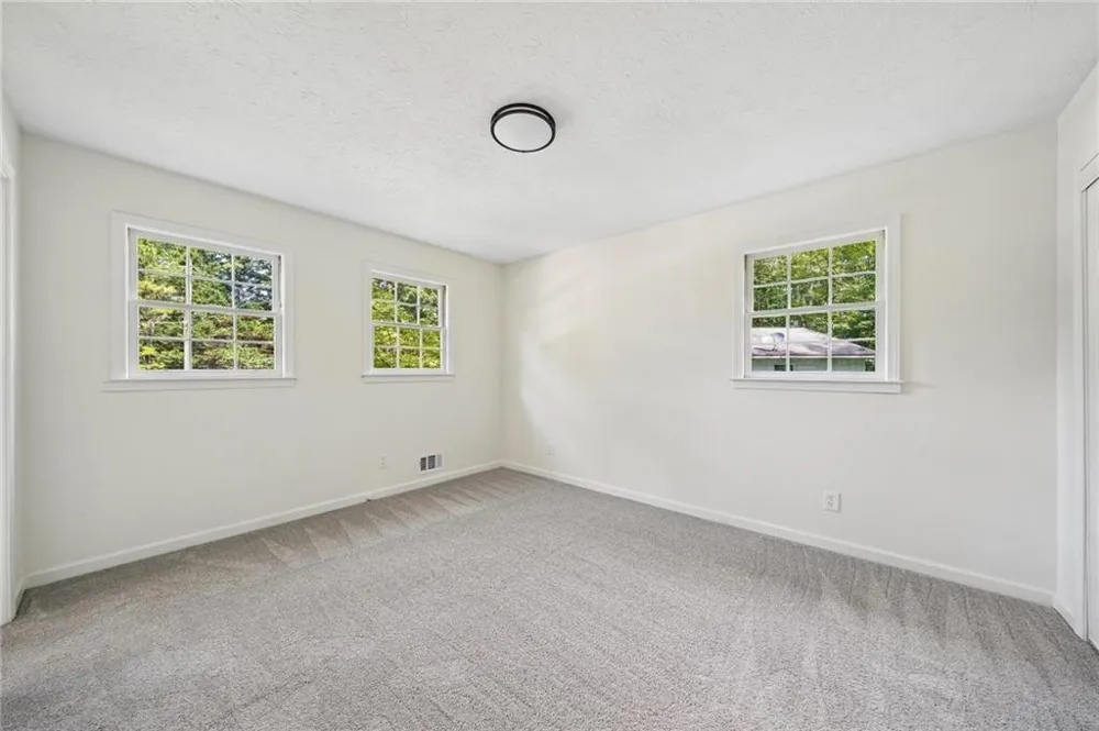 512 Wood Forest Court Marietta, GA 30066