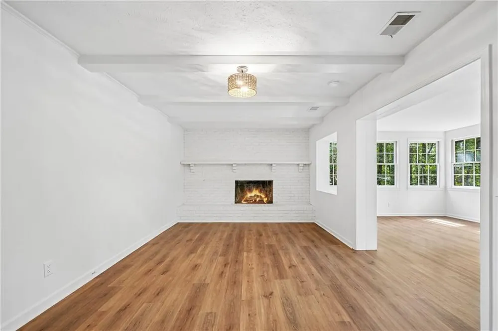 512 Wood Forest Court Marietta, GA 30066
