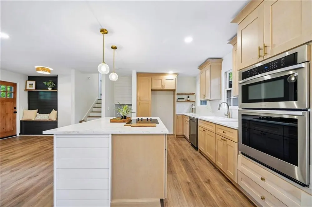 512 Wood Forest Court Marietta, GA 30066