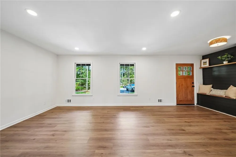 512 Wood Forest Court Marietta, GA 30066