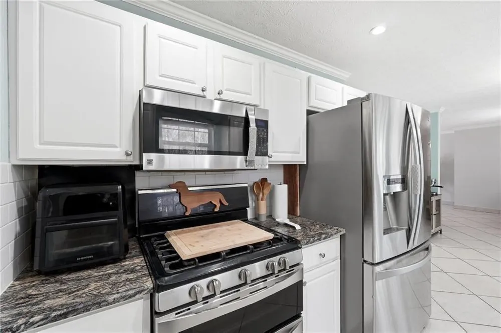 4643 Noah Overlook W Acworth, GA 30101