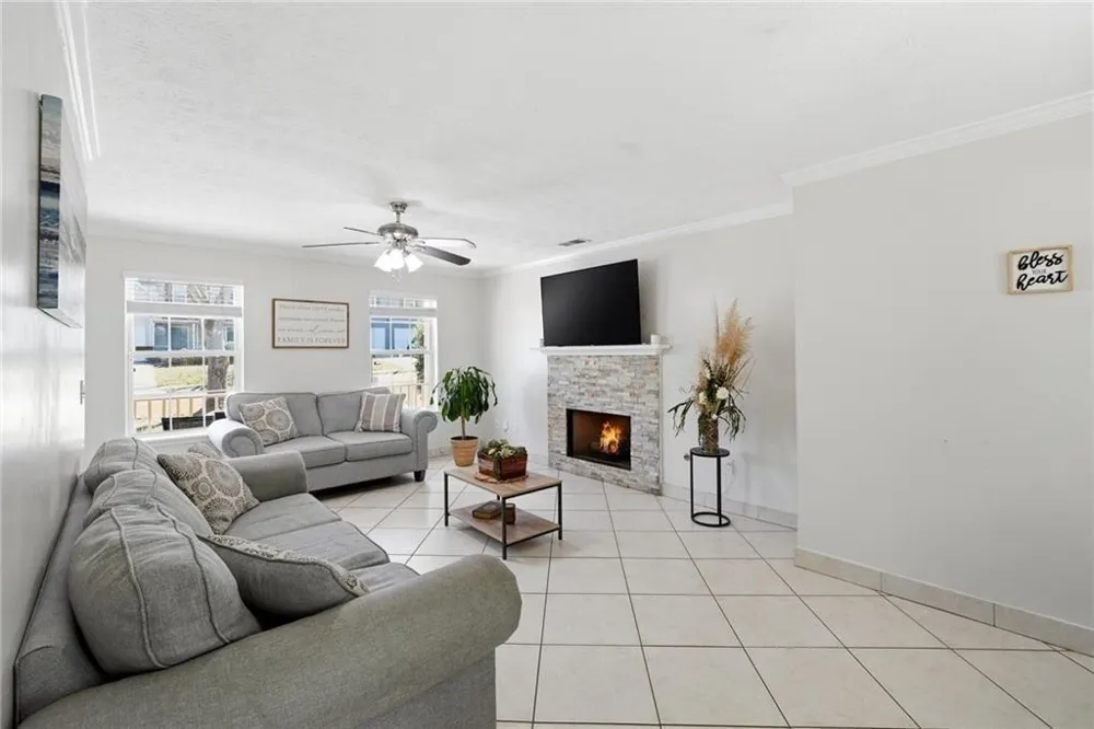 4643 Noah Overlook W Acworth, GA 30101