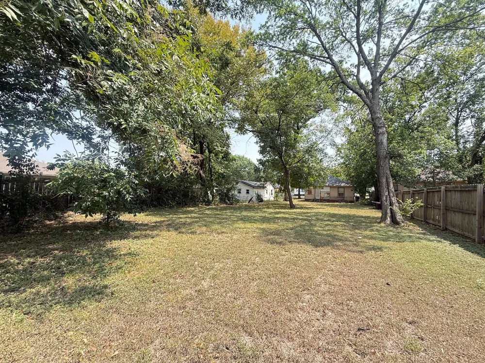2555 Randolph Street Dallas, TX 75241