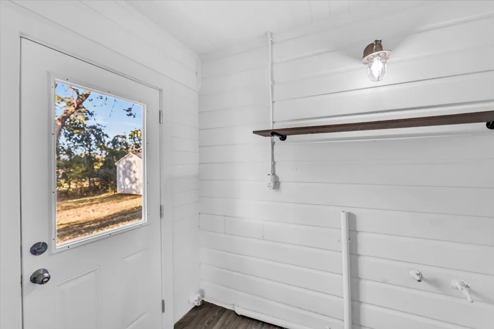 211 W Stegall Drive Robinson, TX 76706