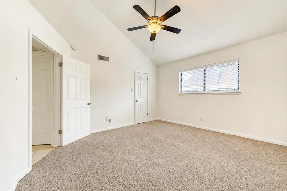 10811 Richmond Avenue #22 Houston, TX 77042