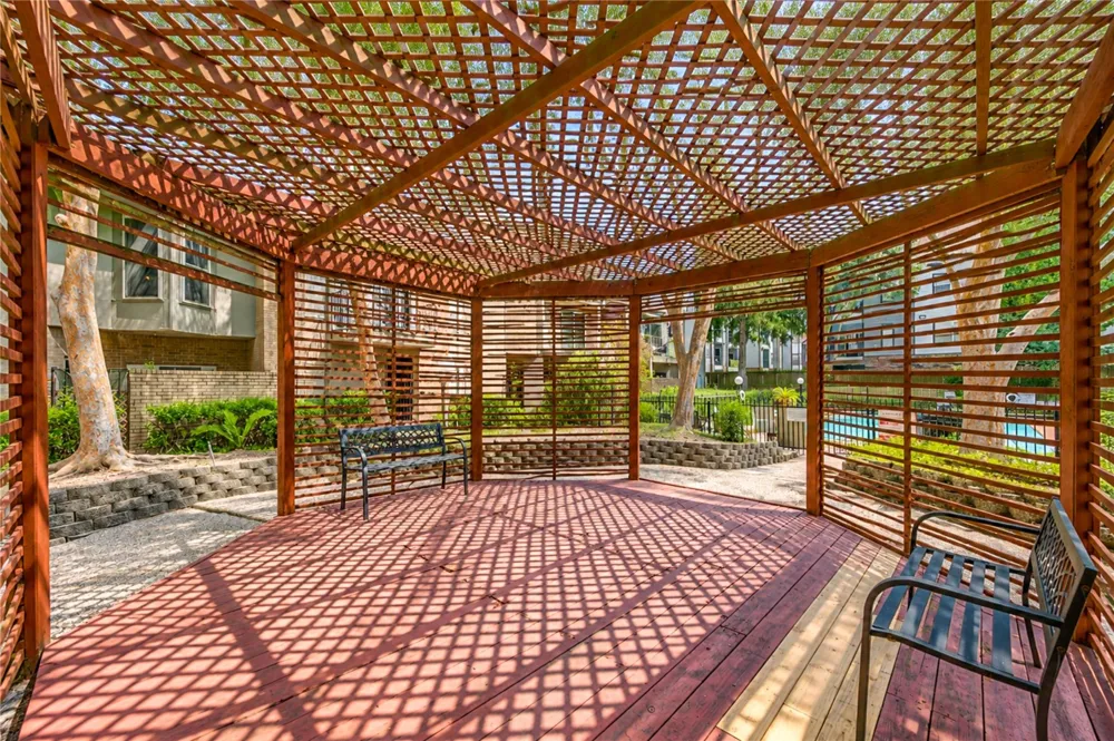 10811 Richmond Avenue #22 Houston, TX 77042