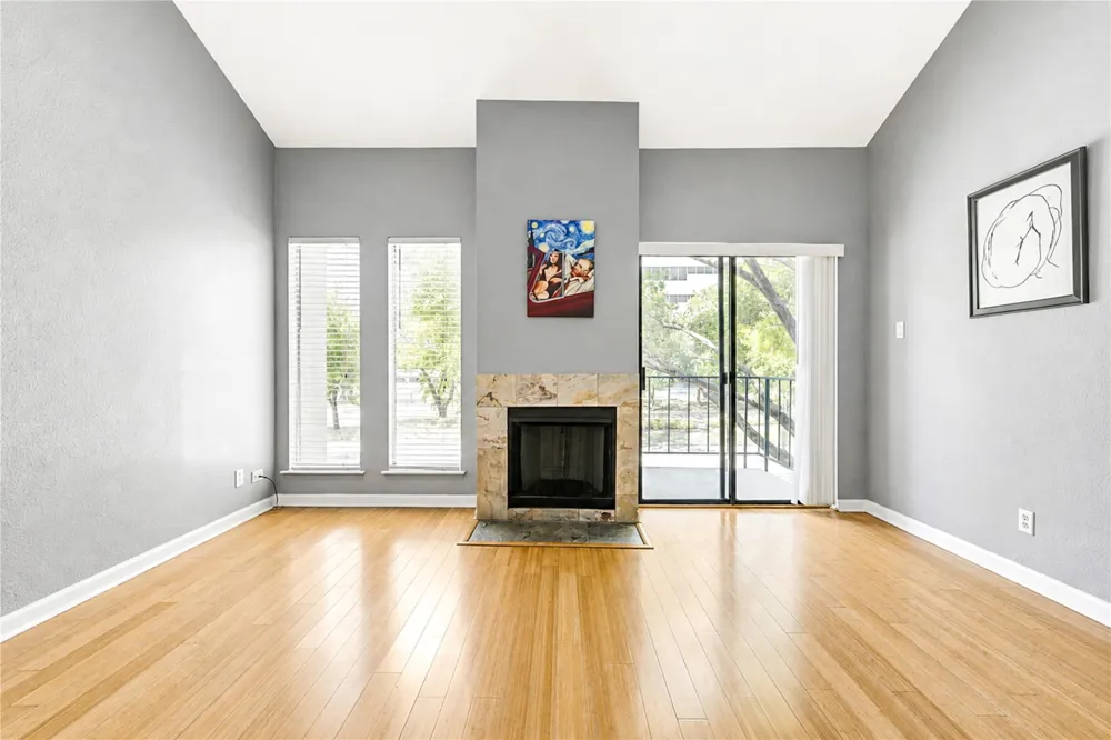 10811 Richmond Avenue #22 Houston, TX 77042