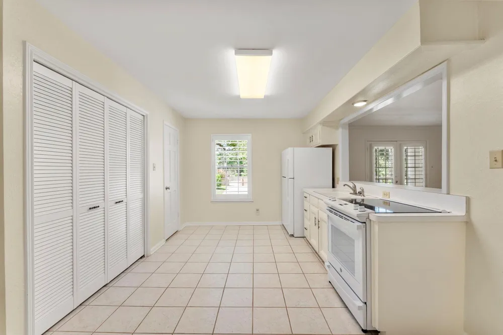16014 Champion Drive Spring, TX 77379