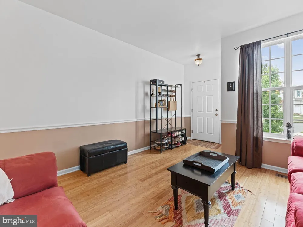 186 CHANCELLOR DRIVE Deptford, NJ 08096
