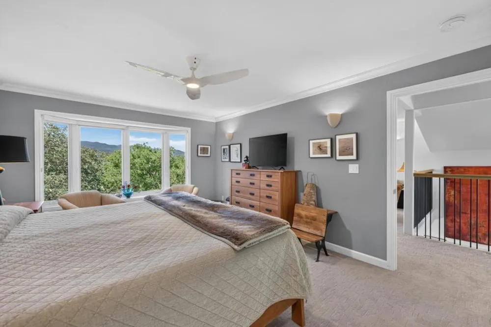 159 Altura Vista Vista Los Gatos, CA 95032