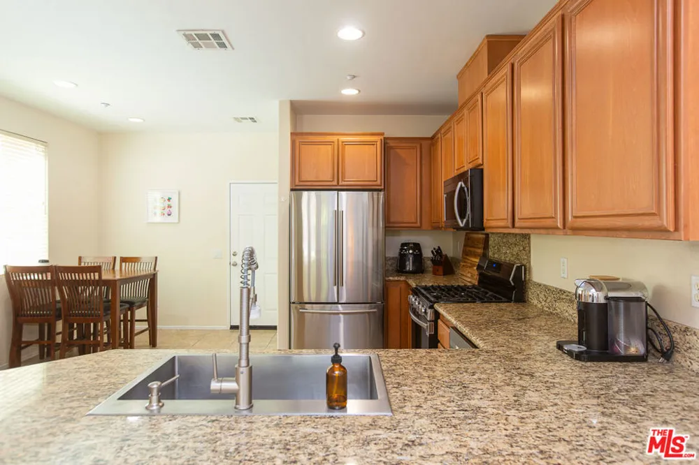 25554 Huxley Drive Stevenson Ranch, CA 91381