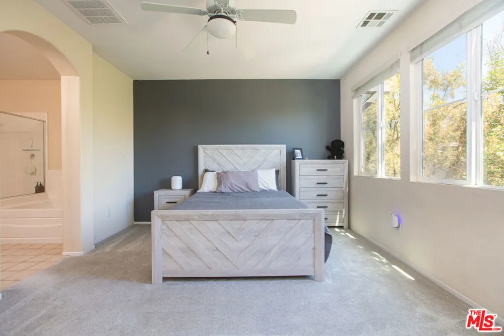 25554 Huxley Drive Stevenson Ranch, CA 91381