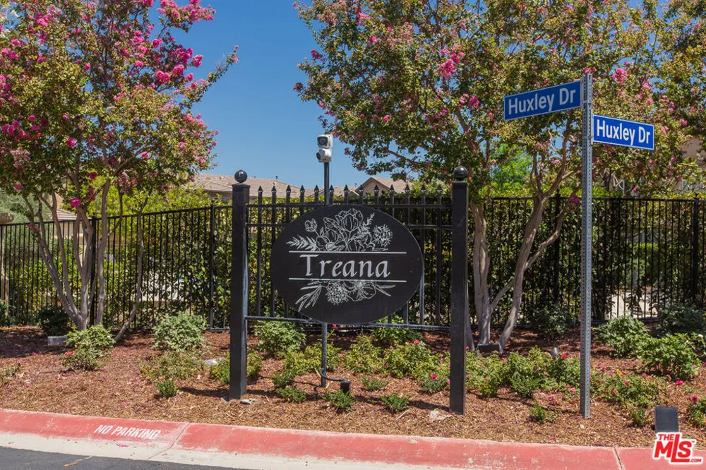 25554 Huxley Drive Stevenson Ranch, CA 91381