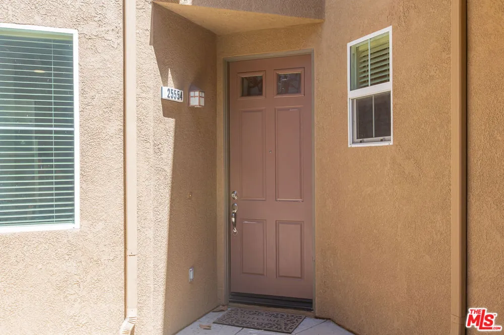 25554 Huxley Drive Stevenson Ranch, CA 91381