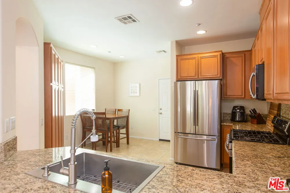 25554 Huxley Drive Stevenson Ranch, CA 91381