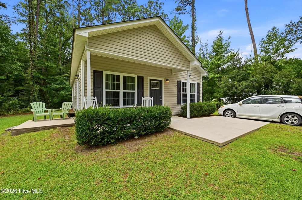 446 Pond Road Rocky Point, NC 28457