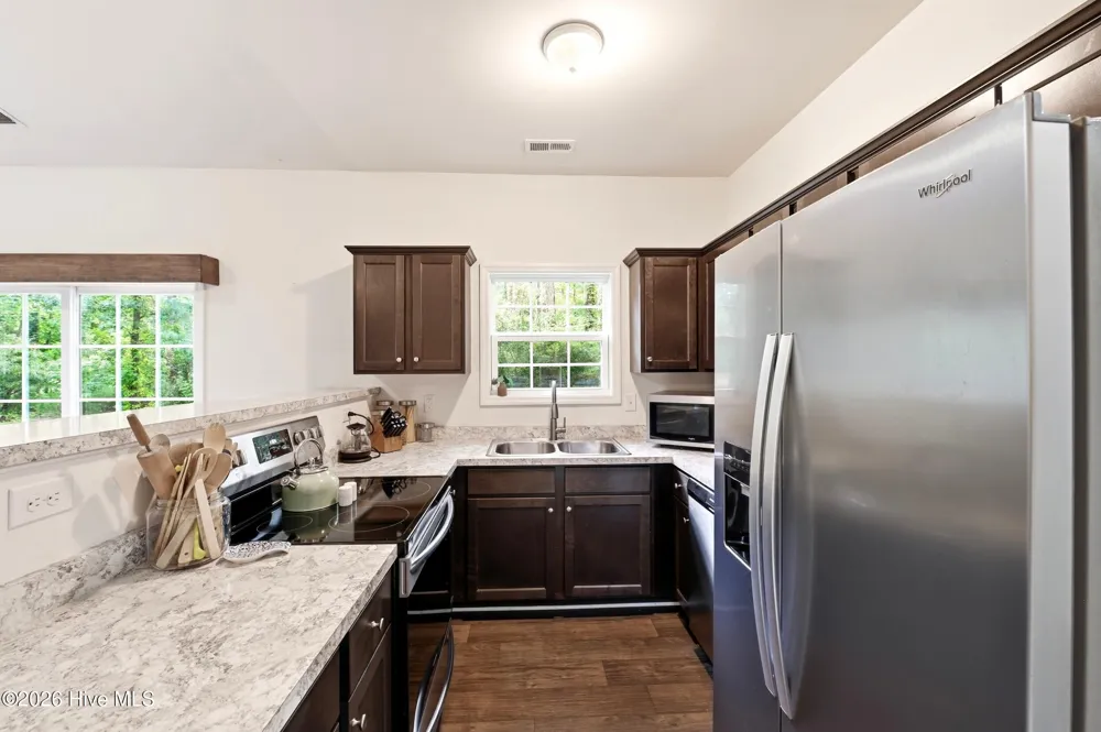 446 Pond Road Rocky Point, NC 28457