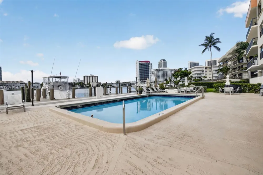 200 Golden Isles Dr #306 Hallandale Beach, FL 33009