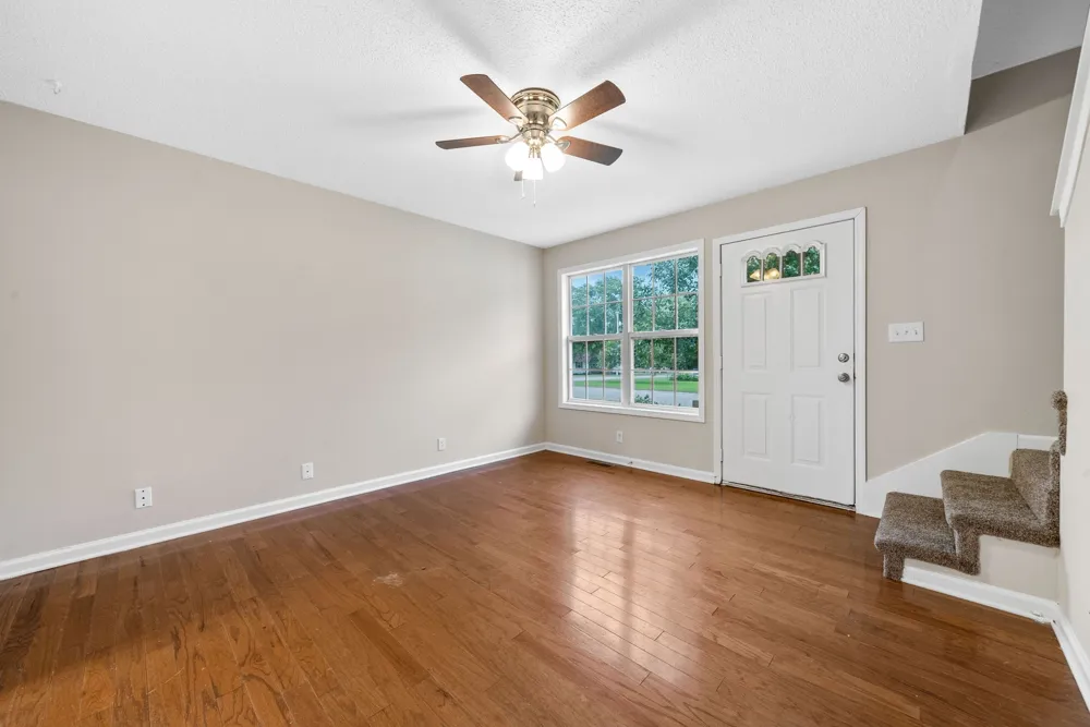 320 Lafayette Point Cir Clarksville, TN 37042
