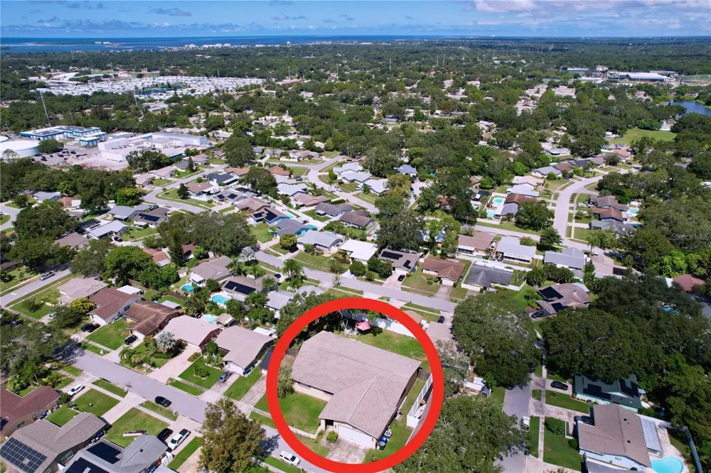 1622 DALE CIRCLE S Dunedin, FL 34698