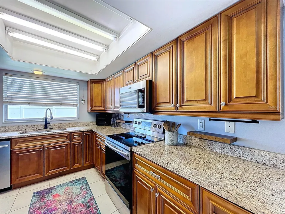 1622 DALE CIRCLE S Dunedin, FL 34698