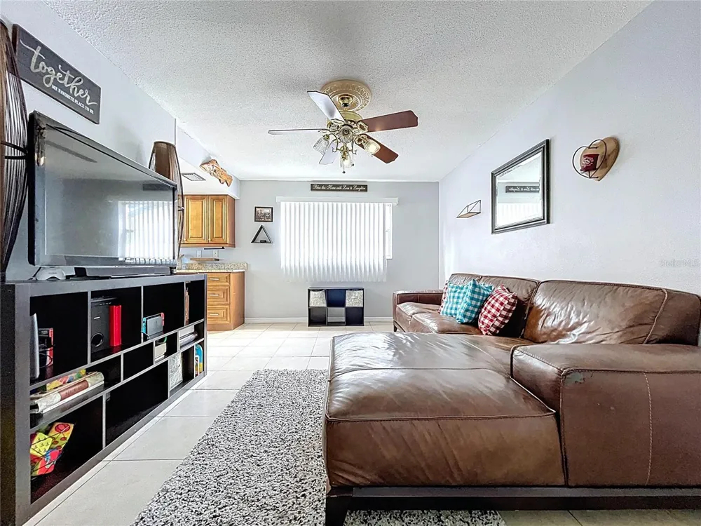 1622 DALE CIRCLE S Dunedin, FL 34698