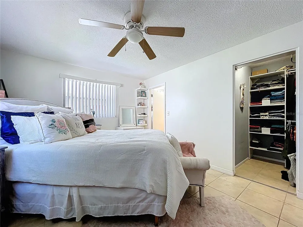 1622 DALE CIRCLE S Dunedin, FL 34698