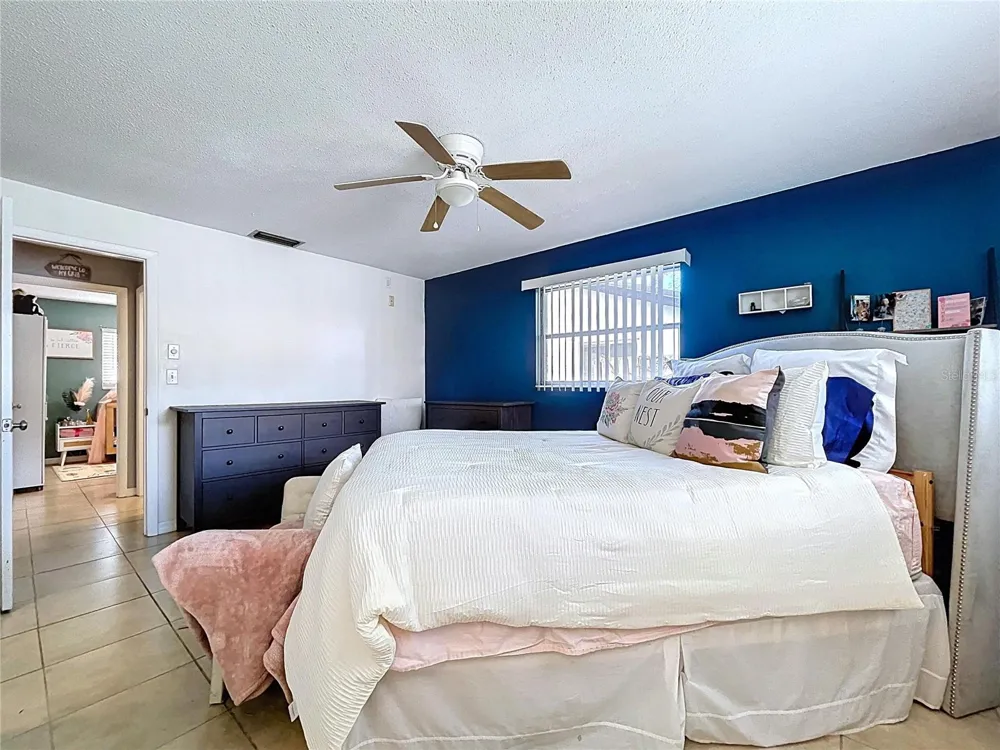 1622 DALE CIRCLE S Dunedin, FL 34698