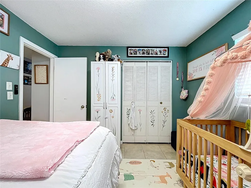 1622 DALE CIRCLE S Dunedin, FL 34698