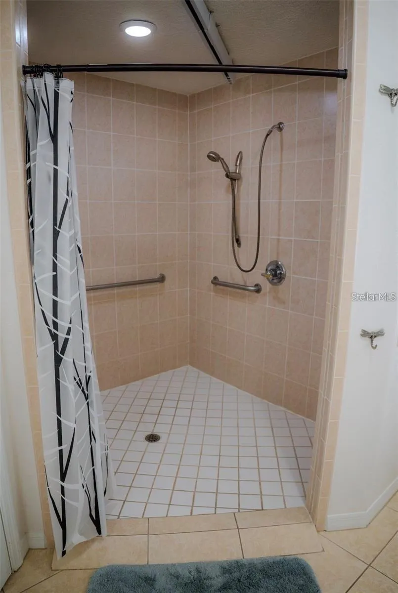 416 VISTA LOOP Davenport, FL 33897
